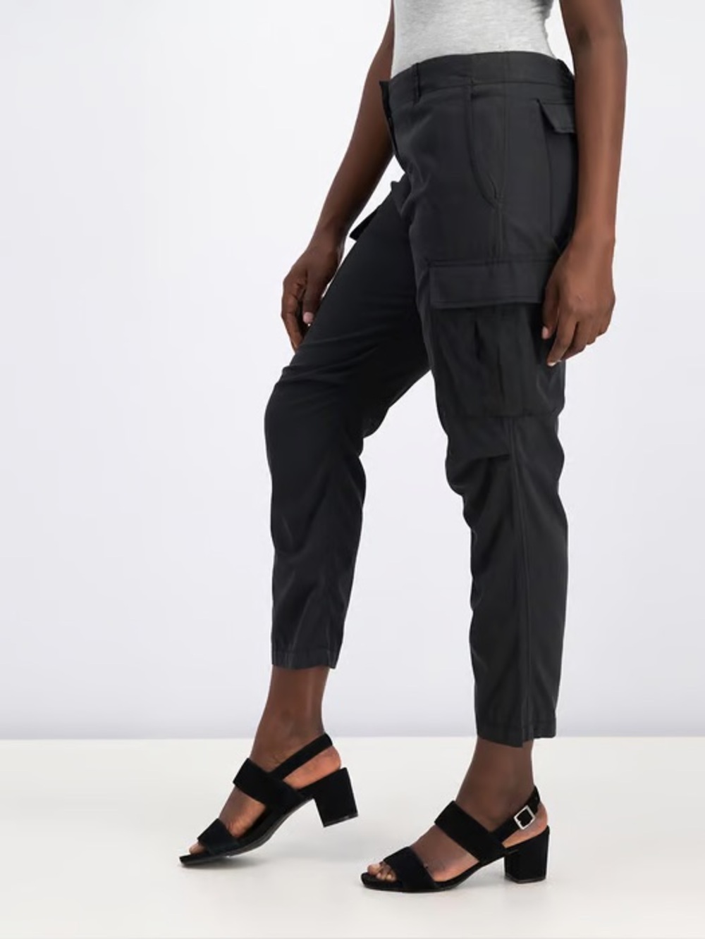 Max Studio London Women’s Cargo Pants